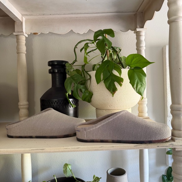 Rothy’s The Casual Clog in Dove (9) - Picture 6 of 14